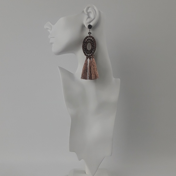 Jewelry - Earrings